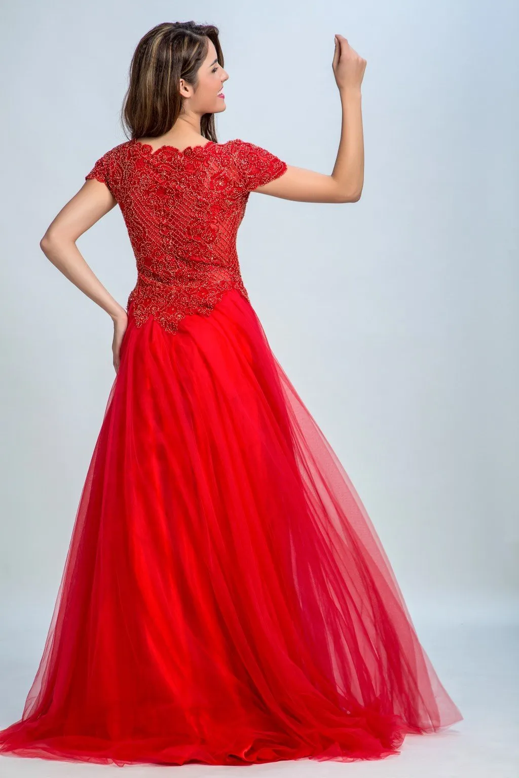 Refined A-line Scoop-Neck Tulle Rhinestone Beaded Appliqued Prom Dresses 2932