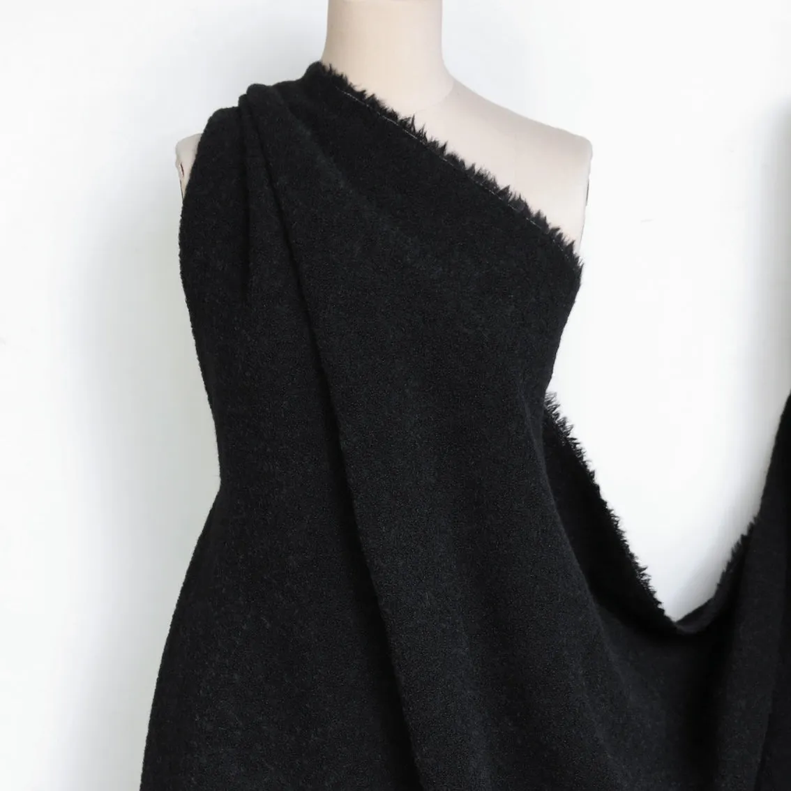 Trento Nero Wool Boucle