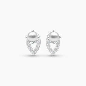 White Gold Cutesy Pearl and Diamond Earstud